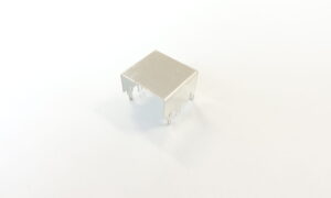31.車載用USBコネクタ